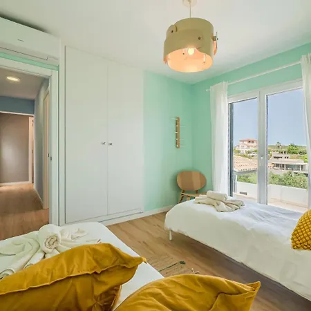 Villaser Villa *