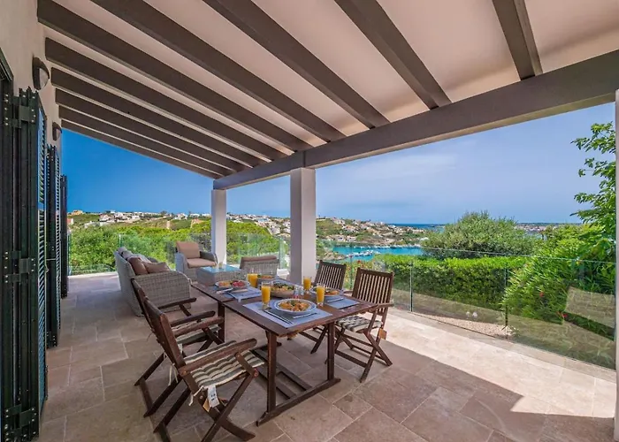 Villaser * Cala Llonga (Menorca)