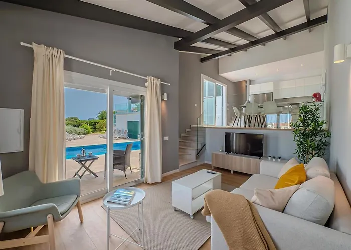 Villaser Vila Cala Llonga (Menorca)